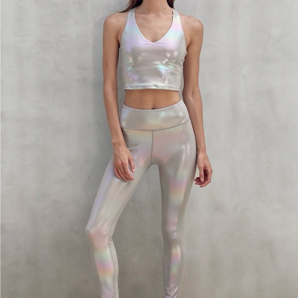 NWT Wear It To Heart - KRISTEN CROPPED TANK MOONSTONE - Picture 3 of 4